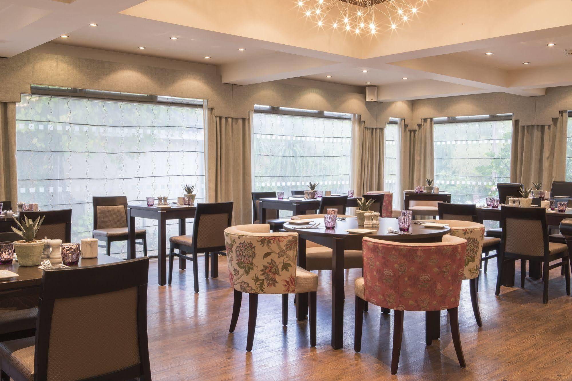 לינדהרסט Forest Lodge Hotel מראה חיצוני תמונה
